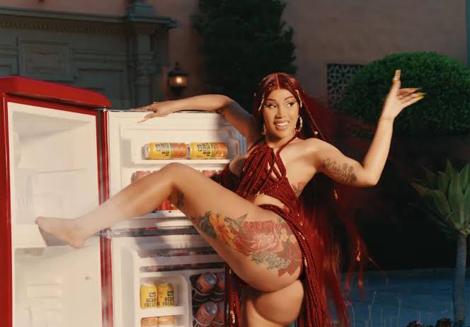 "I'm over it" - Social Media Explodes After Cardi B Reveals Plans to Remove Butt Implants in Colombia